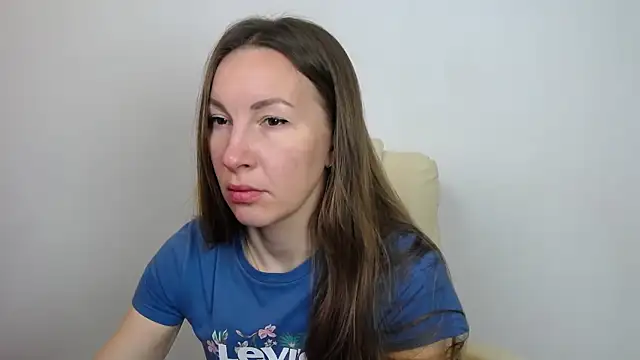 Snapshot of Brandy_Gem chatting on 04-28-26, 06:40 Brandy Gem online show from 04-28-26, 06:40