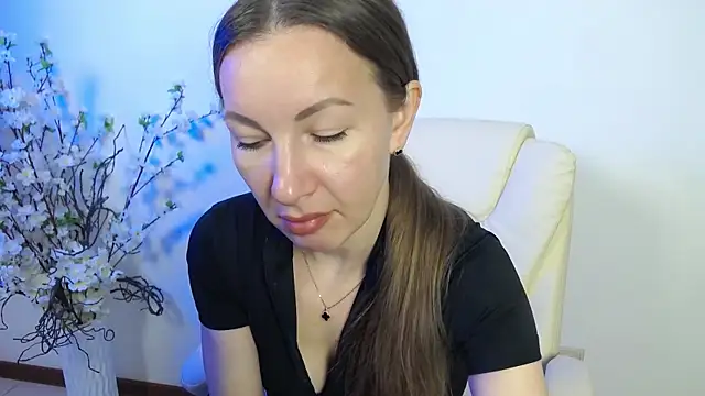 Snapshot of Brandy_Gem chatting on 05-20-26, 07:03 Brandy Gem online show from 05-20-26, 07:03