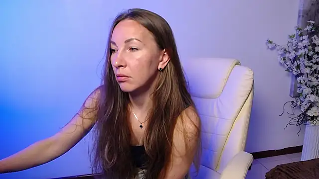 Snapshot of Brandy_Gem chatting on 06-13-26, 07:17 Brandy Gem online show from 06-13-26, 07:17