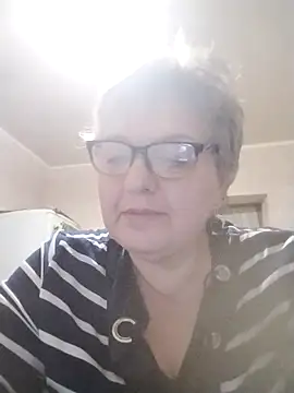 Snapshot of MillanaOcean chatting on 11-23-25, 04:18 MillanaOcean online show from 11-23-25, 04:18