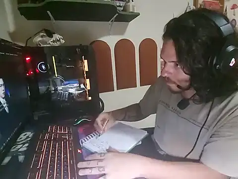 Snapshot of xxxMysticMan chatting on 11-24-25, 06:29 xxxMysticMan online show from 11-24-25, 06:29