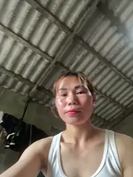 Snapshot of meganmeo chatting on 05-26-26, 11:34 meganmeo online show from 05-26-26, 11:34