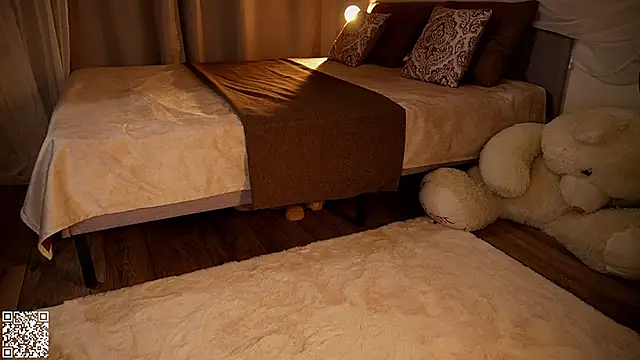 iamclaire online show from 11-28-25, 05:26