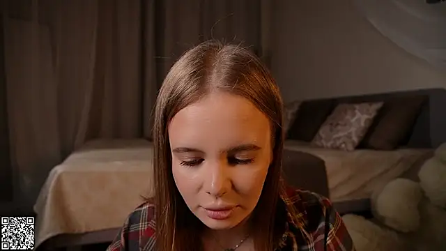 iamclaire online show from 11-30-25, 08:35