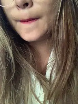 hotladki5 online show from 12-18-25, 09:59