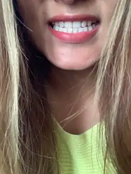 hotladki5 online show from 12-21-25, 07:37