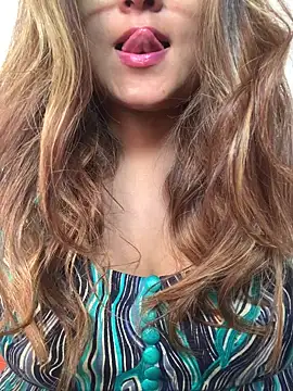 hotladki5 online show from 02-08-26, 06:39