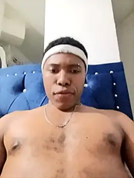 Snapshot of man_black_hot24 chatting on 04-23-26, 02:24 man black hot24 online show from 04-23-26, 02:24