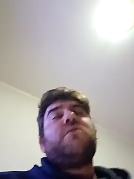 Snapshot of ziopaglia chatting on 11-28-25, 06:10 ziopaglia online show from 11-28-25, 06:10