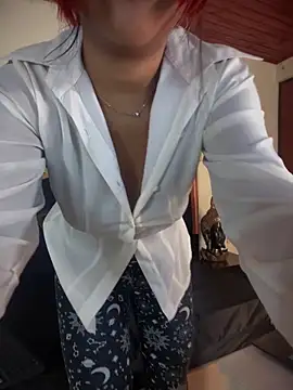 Snapshot of A_Good_Witch chatting on 02-04-26, 12:55 A Good Witch online show from 02-04-26, 12:55