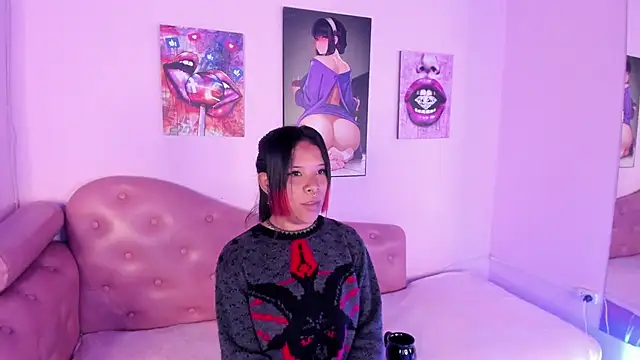 Snapshot of A_Good_Witch chatting on 02-10-26, 12:53 A Good Witch online show from 02-10-26, 12:53