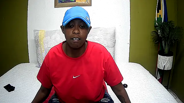 Snapshot of SexyCurves9 chatting on 06-13-26, 09:46 SexyCurves9 online show from 06-13-26, 09:46