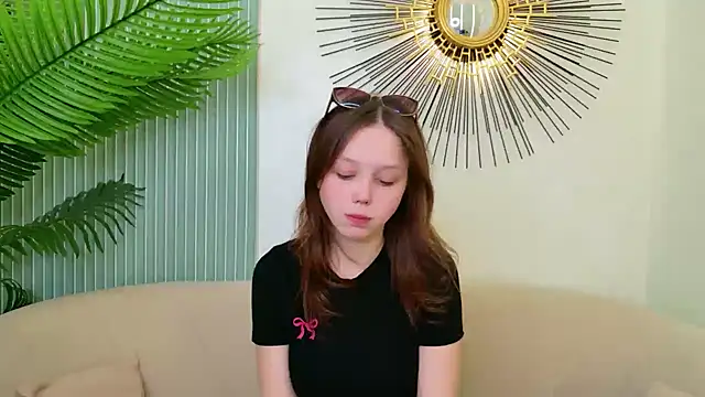 Samantha Martines online show from 03-06-26, 10:34