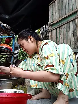 Lin-kute98 online show from 01-19-26, 02:04