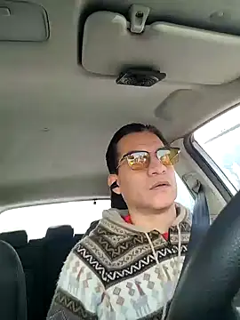 ChrisFloresP online show from 06-19-26, 01:26