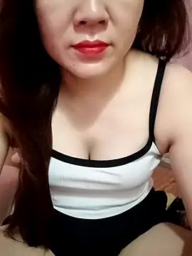 Lily-ross22 online show from 07-18-26, 03:16