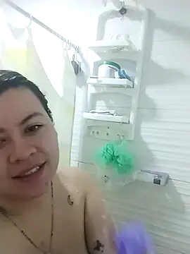 Reynpau19 online show from 11-25-25, 10:10