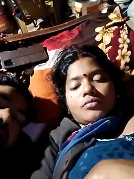 Curvy Vamikaa online show from 12-22-25, 06:49