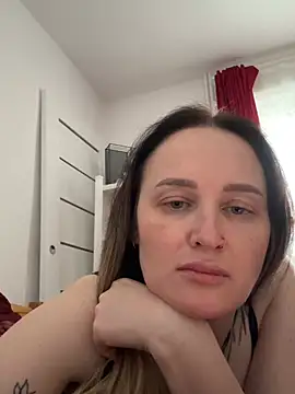 Snapshot of TomilaSi chatting on 02-06-26, 01:25 TomilaSi online show from 02-06-26, 01:25