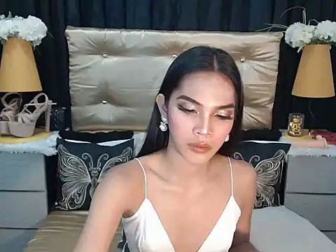 SexyPetiteAra online show from 11-28-25, 10:56