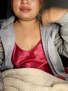 Snapshot of mai-mai-97 chatting on 01-07-26, 02:08 mai-mai-97 online show from 01-07-26, 02:08