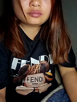 Snapshot of mai-mai-97 chatting on 02-23-26, 07:11 mai-mai-97 online show from 02-23-26, 07:11