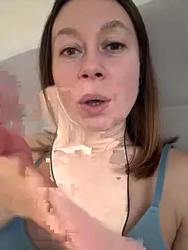 Brooke lover online show from 12-17-25, 08:09