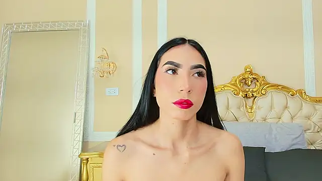 HallieStone online show from 02-05-26, 12:54