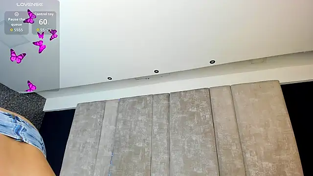 MelissaGill  online show from 01-06-26, 11:47