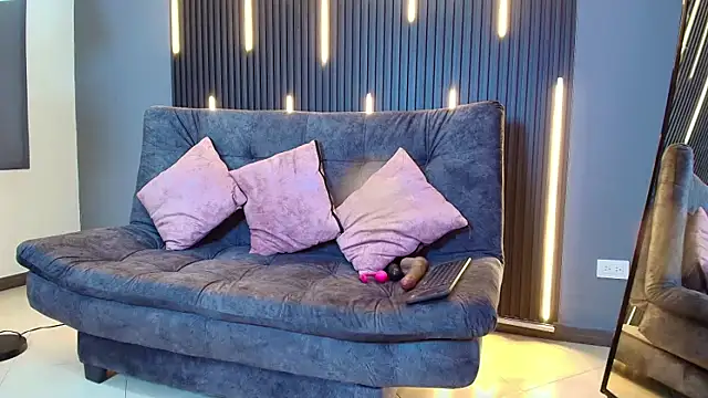 scarlett aviebby online show from 01-15-26, 01:26