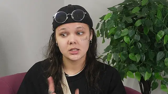 JettieDuree online show from 11-30-25, 11:14