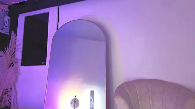Snapshot of megan_lenon chatting on 06-14-26, 02:24 megan lenon online show from 06-14-26, 02:24
