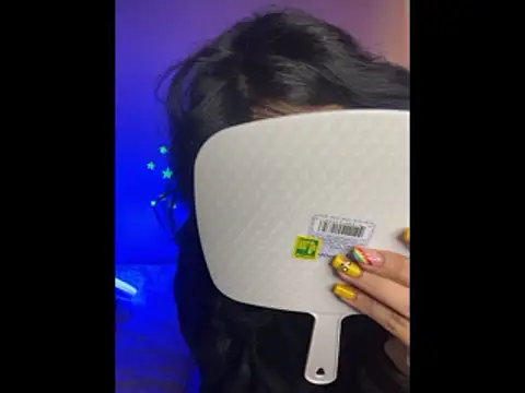 Snapshot of SaraAndrade_ chatting on 01-17-26, 02:00 SaraAndrade online show from 01-17-26, 02:00