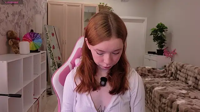 Snapshot of eva_aria chatting on 07-08-26, 04:39 eva aria online show from 07-08-26, 04:39
