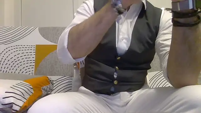 Eroshotlicker online show from 03-11-26, 09:10