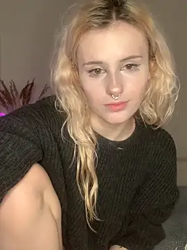 MilaElin online show from 12-04-25, 10:29