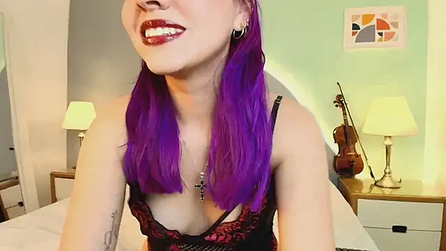 Snapshot of Emilyroth chatting on 06-10-26, 07:02 Emilyroth online show from 06-10-26, 07:02