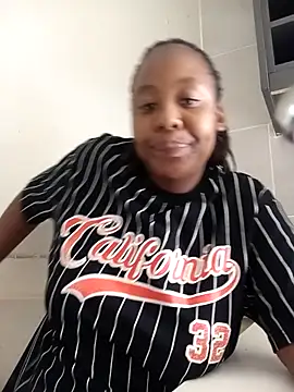 SavageHoney online show from 02-05-26, 02:00