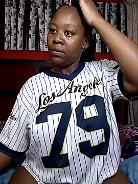 SavageHoney online show from 02-11-26, 01:38