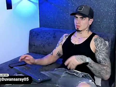Snapshot of _mrcock__ chatting on 05-19-26, 02:07 mrcock online show from 05-19-26, 02:07