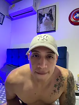 OliverWest04 online show from 11-25-25, 09:31