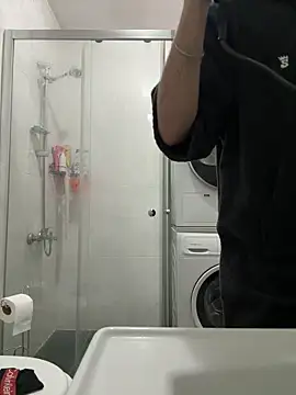 Snapshot of Bigefe chatting on 02-15-26, 08:16 Bigefe online show from 02-15-26, 08:16