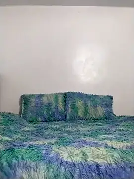 NiinaHans online show from 11-28-25, 11:02