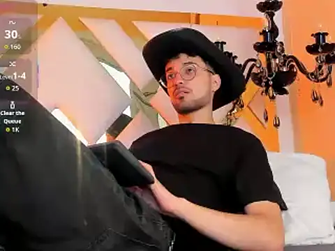 JonnyGreey online show from 01-10-26, 05:37