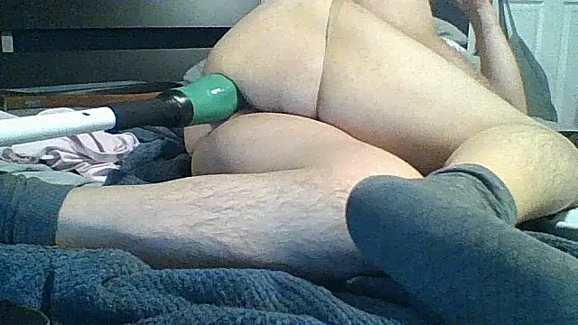 xxxenzo1 online show from 10-15-25, 01:50