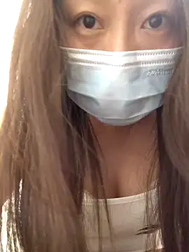 Snapshot of maomi2922 chatting on 11-25-25, 08:36 maomi2922 online show from 11-25-25, 08:36