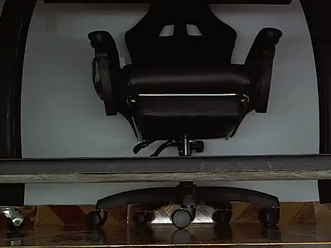 Snapshot of Alphacashmaster777 chatting on 03-24-26, 01:05 Alphacashmaster777 online show from 03-24-26, 01:05