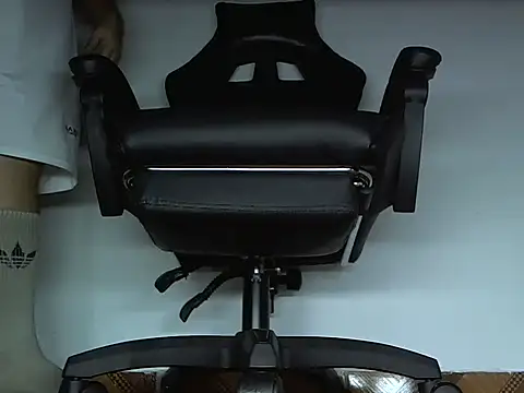 Snapshot of Alphacashmaster777 chatting on 03-27-26, 08:26 Alphacashmaster777 online show from 03-27-26, 08:26