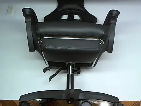 Snapshot of Alphacashmaster777 chatting on 03-29-26, 02:06 Alphacashmaster777 online show from 03-29-26, 02:06