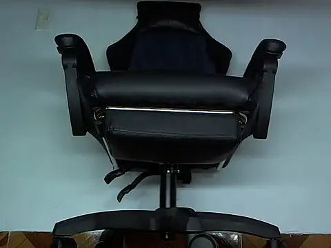 Snapshot of Alphacashmaster777 chatting on 04-07-26, 06:19 Alphacashmaster777 online show from 04-07-26, 06:19